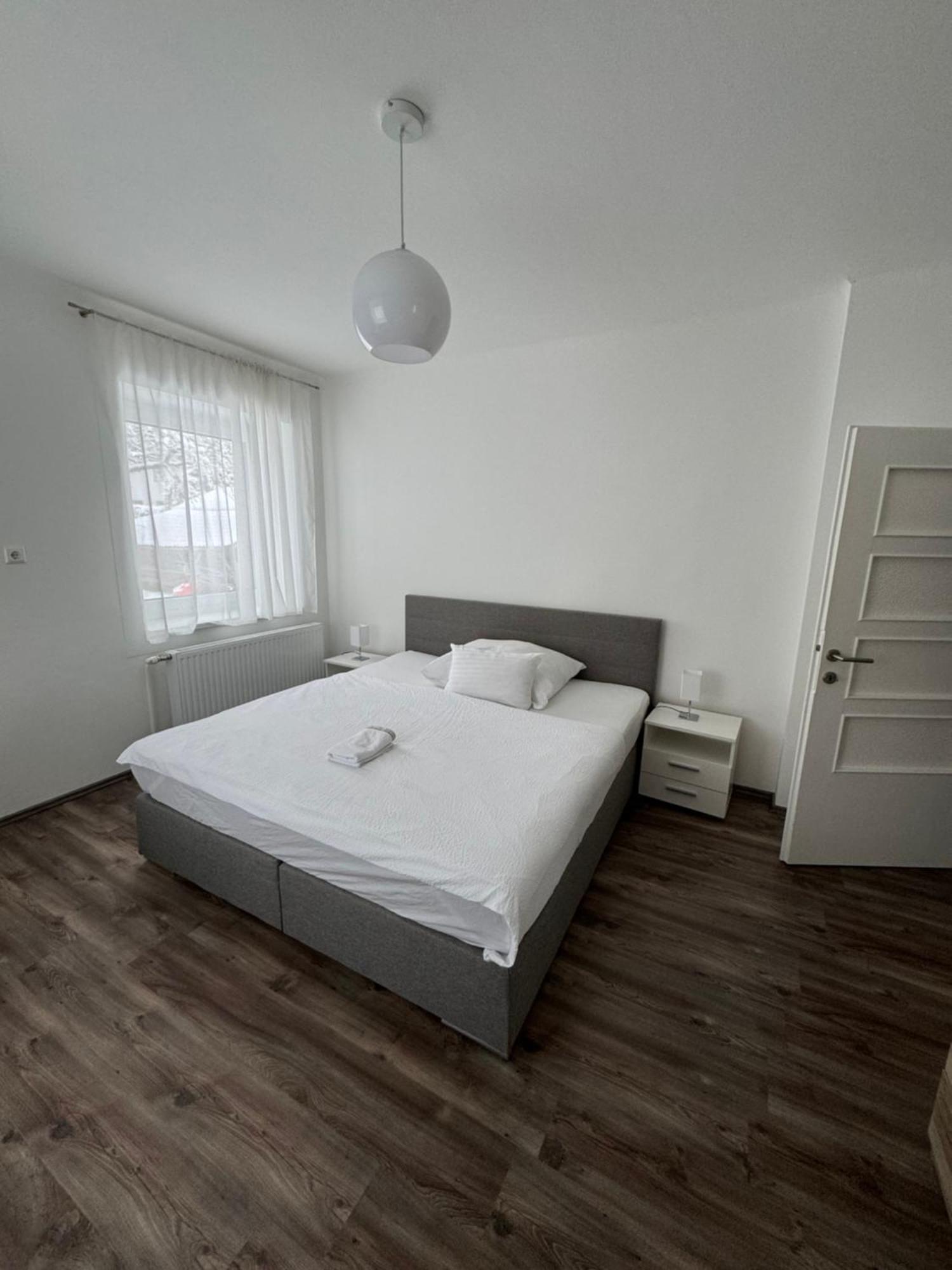 Apartment Vlora-Naturblick วิลลาค ภายนอก รูปภาพ